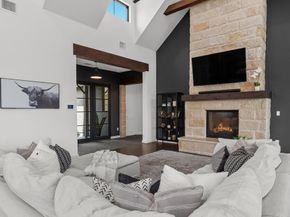 314 Hidden Beacon BND, Austin TX 78738