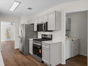 1404 Sir Thopas TRL, Austin TX 78748