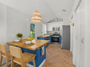 1608 Morgan LN, Austin TX 78704