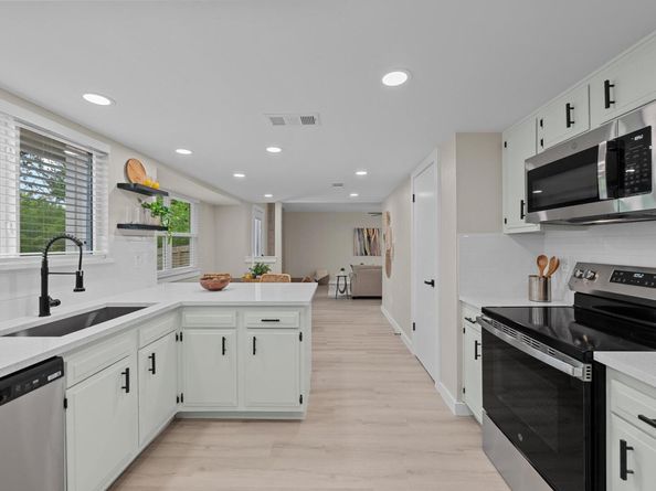 3005 Canter LN, Austin TX 78759