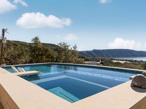 13805 Skyline DR, Austin TX 78732