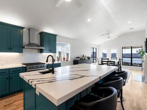 13805 Skyline DR, Austin TX 78732