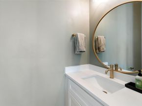 5604 Samuel Huston Ave 2, Austin TX 78721