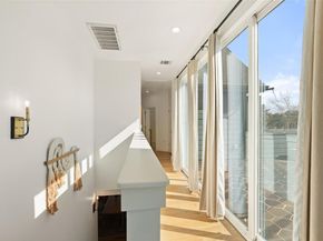 5604 Samuel Huston Ave 2, Austin TX 78721