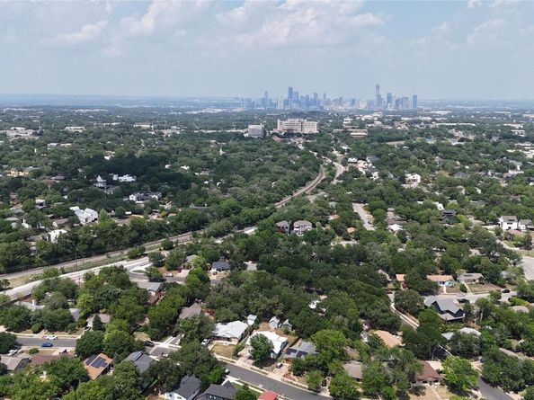 817 Glen Oak DR, Austin TX 78745