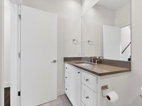 400 W 51st ST A, Austin TX 78751