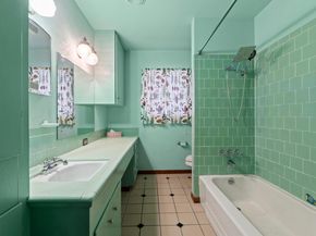 1207 Dwyce DR, Austin TX 78757