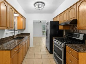 9406 N Creek DR, Austin TX 78753