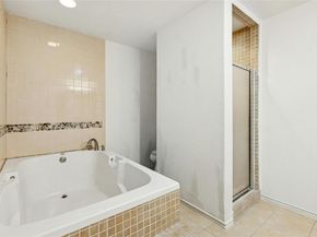 9406 N Creek DR, Austin TX 78753