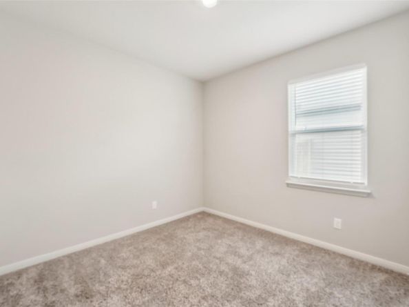320 Freedom Park Ave, Liberty Hill TX 78642