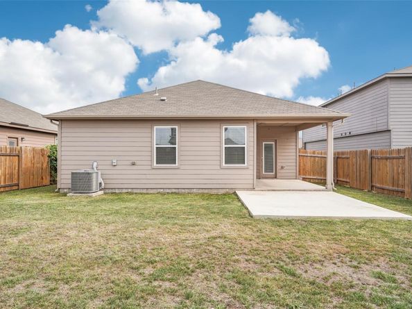 320 Freedom Park Ave, Liberty Hill TX 78642