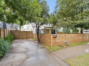 2609 Willow ST 1, Austin TX 78702