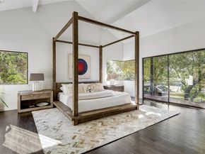 4713 Via Media, Austin TX 78746