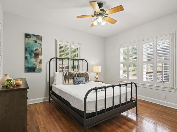 2106 Kenwood Ave, Austin TX 78704