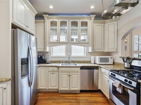 2106 Kenwood Ave, Austin TX 78704