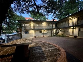 803 W 28th ST 106, Austin TX 78705