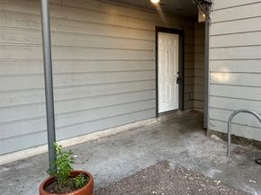803 W 28th ST 106, Austin TX 78705
