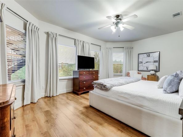 1307 Osprey Ridge LOOP, Lago Vista TX 78645