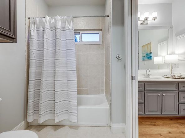 1307 Osprey Ridge LOOP, Lago Vista TX 78645