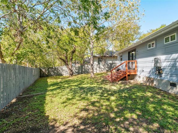 1204 Eleanor ST, Austin TX 78721