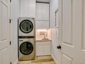 2404 First View, Leander TX 78641