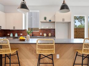 2001 Rountree DR 1, Austin TX 78722