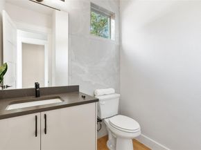 2001 Rountree DR 1, Austin TX 78722