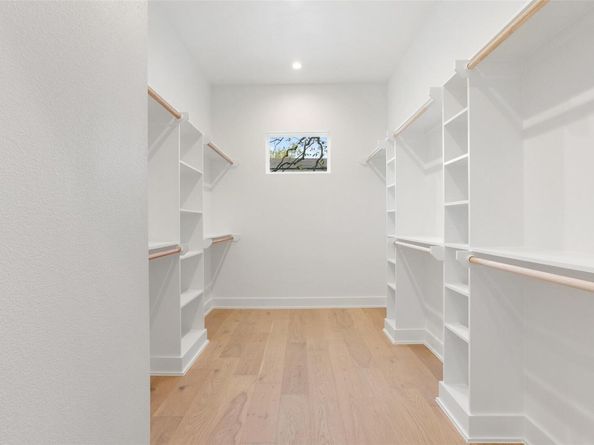 2001 Rountree DR 1, Austin TX 78722