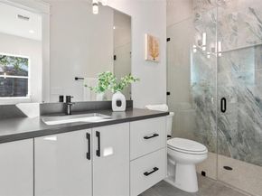 2001 Rountree DR 1, Austin TX 78722