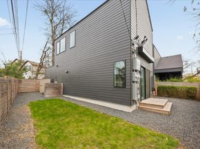 3204 Garden Villa LN 2, Austin TX 78704
