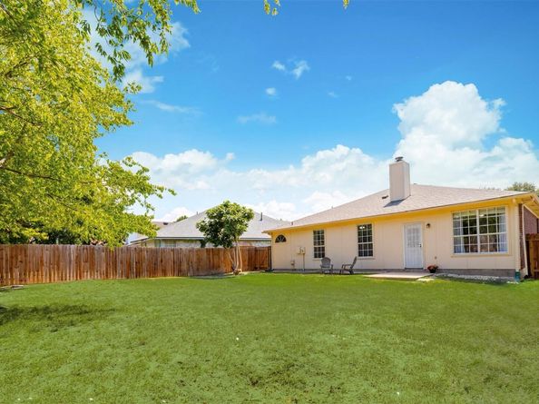 1110 Disraeli CIR, Pflugerville TX 78660
