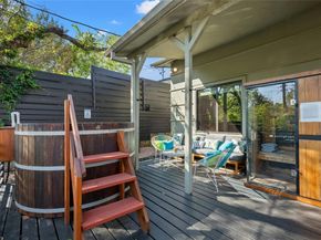 2409 East Side DR, Austin TX 78704