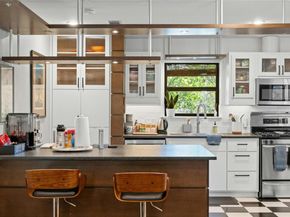 2409 East Side DR, Austin TX 78704