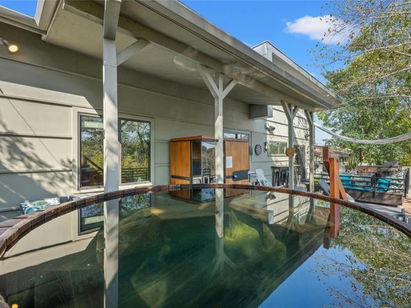 2409 East Side DR, Austin TX 78704