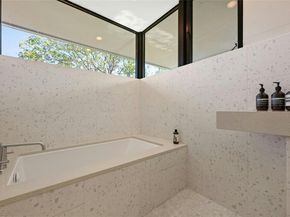 2409 East Side DR, Austin TX 78704