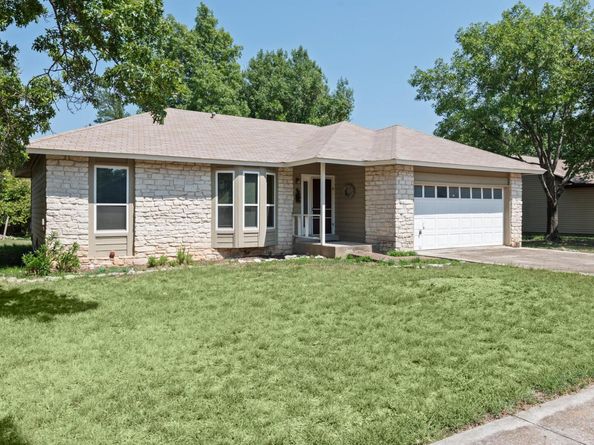 2606 Tumlinson Fort DR, Leander TX 78641