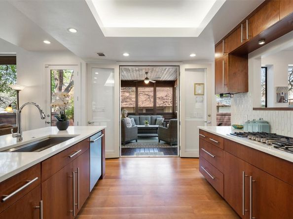 1809 Eva ST, Austin TX 78704