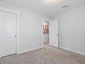 660 Pheasant Hill DR, Georgetown TX 78628