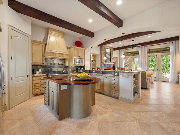 117 Black Wolf RUN, Austin TX 78738