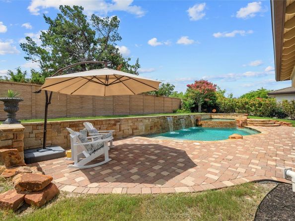 117 Black Wolf RUN, Austin TX 78738