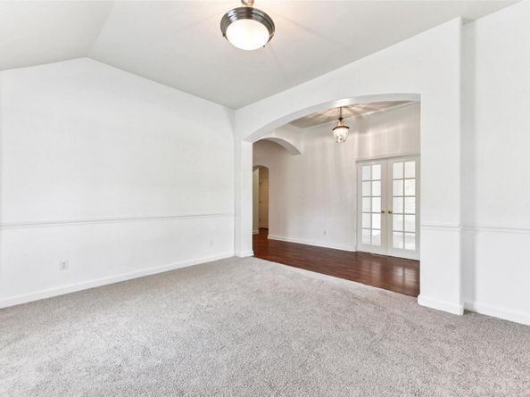 4306 S Summercrest LOOP, Round Rock TX 78681