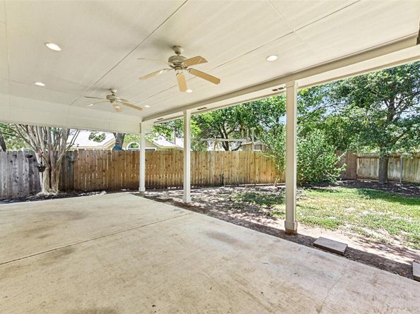 4306 S Summercrest LOOP, Round Rock TX 78681