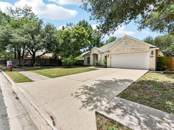 4306 S Summercrest LOOP, Round Rock TX 78681