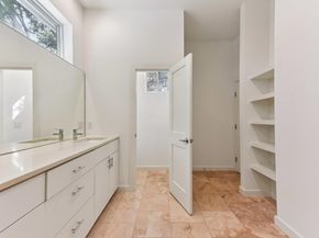 133 Crest View DR, Lakeway TX 78734