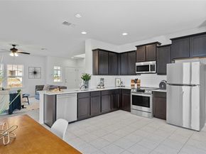 9713 Grapevine Leaf DR, Manor TX 78653