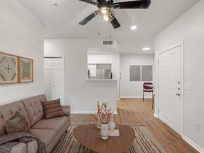 2320 Gracy Farms LN 323, Austin TX 78758