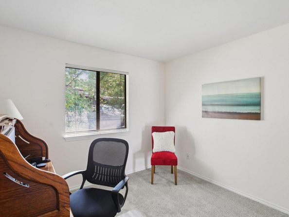 8200 Neely DR 251, Austin TX 78759