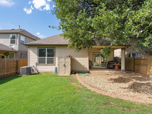 1032 Clove Hitch DR, Georgetown TX 78633