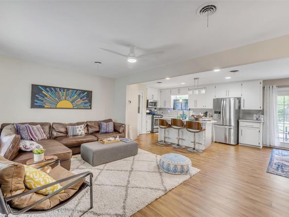 1602 Ashberry DR, Austin TX 78723