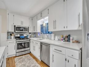 1602 Ashberry DR, Austin TX 78723
